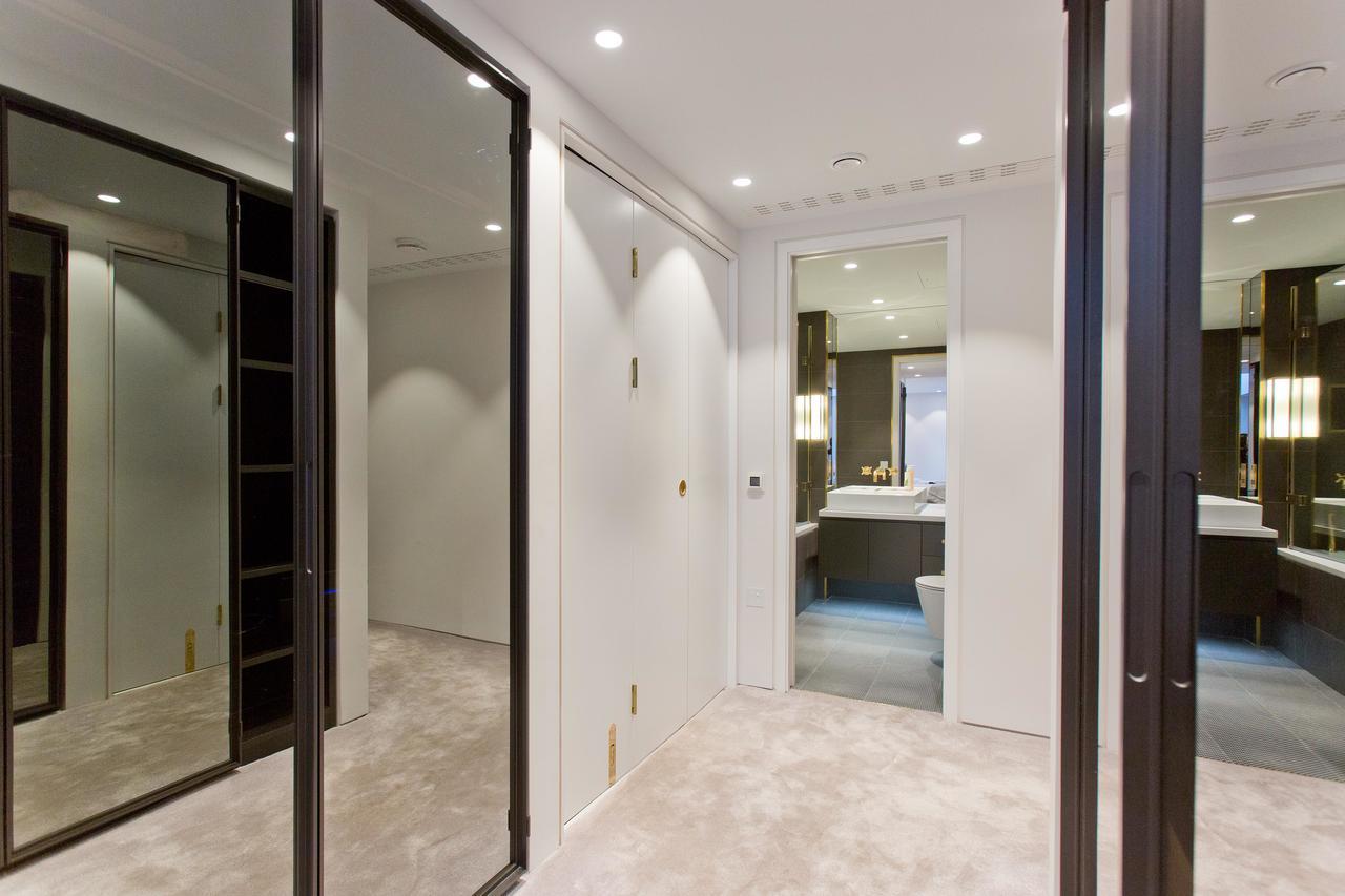 Luxury Royalty Mews Daire Londra Oda fotoğraf